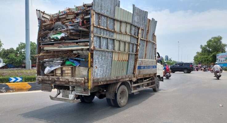 Thu Mua Phế Liệu Phường Minh Phụng Giá Cao - Uy Tín